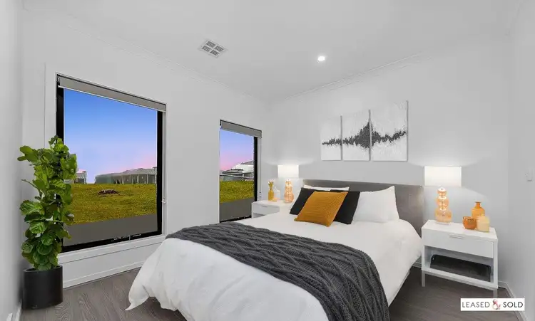 Second view of Homely house listing, 7 Schefflera St, Craigieburn VIC 3064