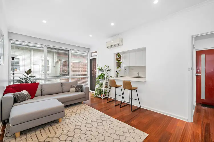 14/6 Redan Street, St Kilda VIC 3182