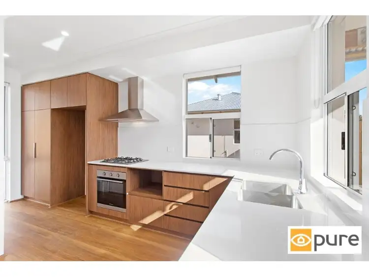Fifth view of Homely villa listing, 8/90 Winfield Street, Hamilton Hill WA 6163