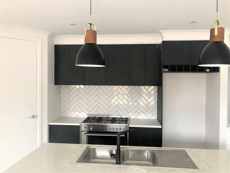 Second view of Homely house listing, 8 Ponting Way, Baranduda VIC 3691