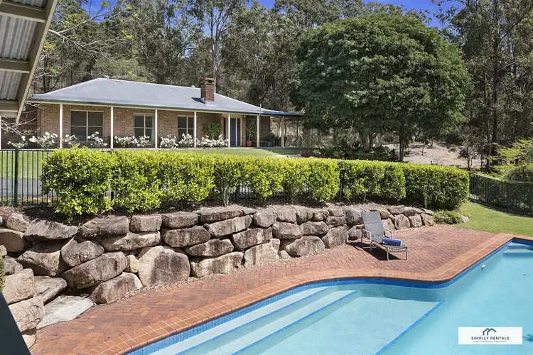 6 Rocheadon Drive, Eatons Hill QLD 4037