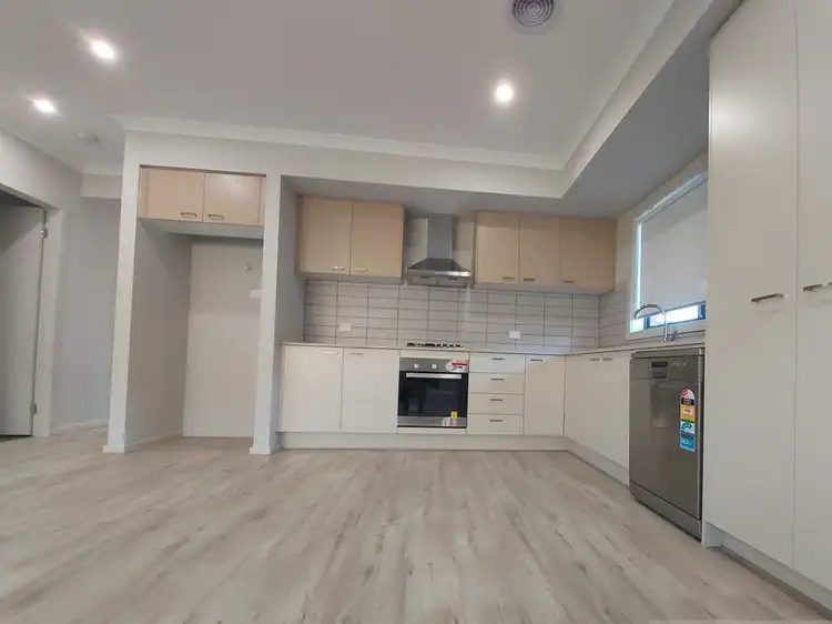 Fourth view of Homely house listing, 5 Dawson Street, Thornhill Park VIC 3335