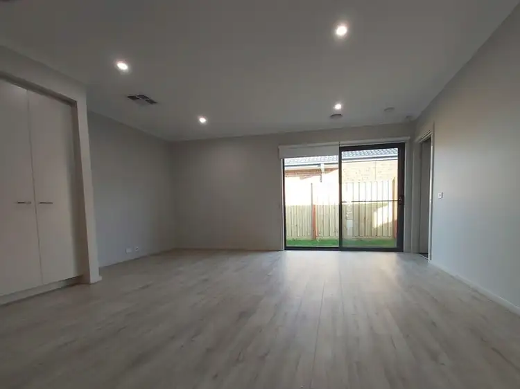 Fifth view of Homely house listing, 5 Dawson Street, Thornhill Park VIC 3335