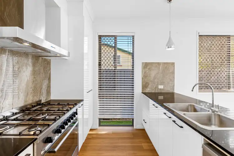 Second view of Homely house listing, 17 Alexander Road, Oxley QLD 4075