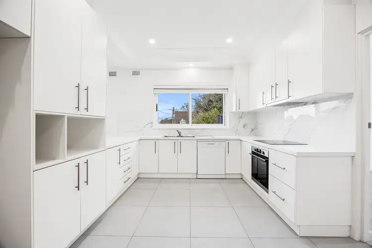 Main view of Homely house listing, 10 Lynwood Street, Blakehurst NSW 2221