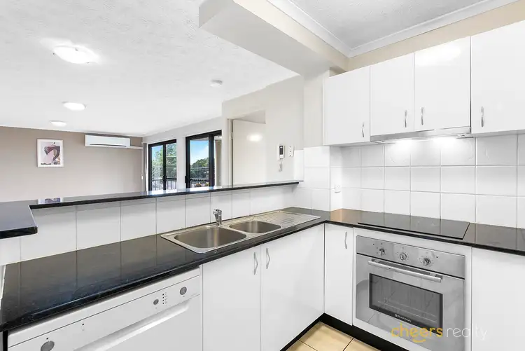 Main view of Homely apartment listing, 10/6 Omeo street, Macgregor QLD 4109
