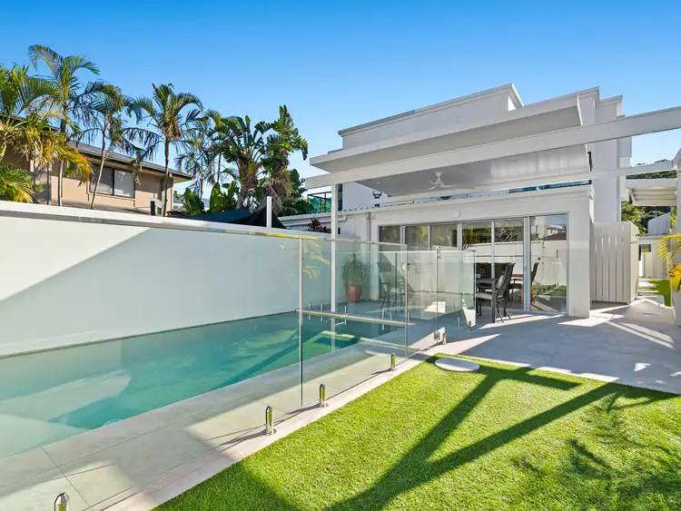 1/40 Tawarri Cres, Burleigh Heads QLD 4220