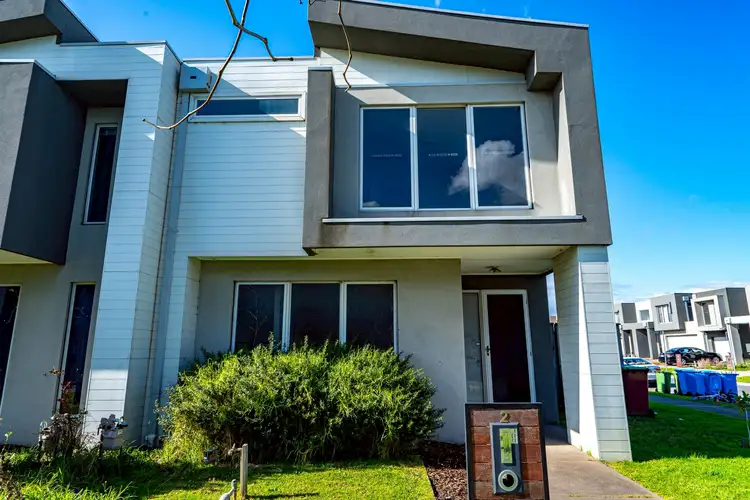 Main view of Homely townhouse listing, 2 Pebblebeach Path, Cranbourne VIC 3977