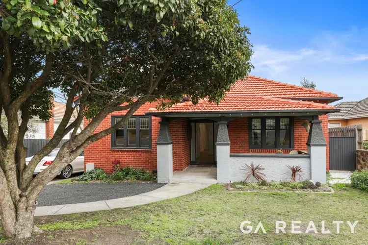 Main view of Homely unit listing, 1/353 Upper Heidelburg Road, Ivanhoe VIC 3079