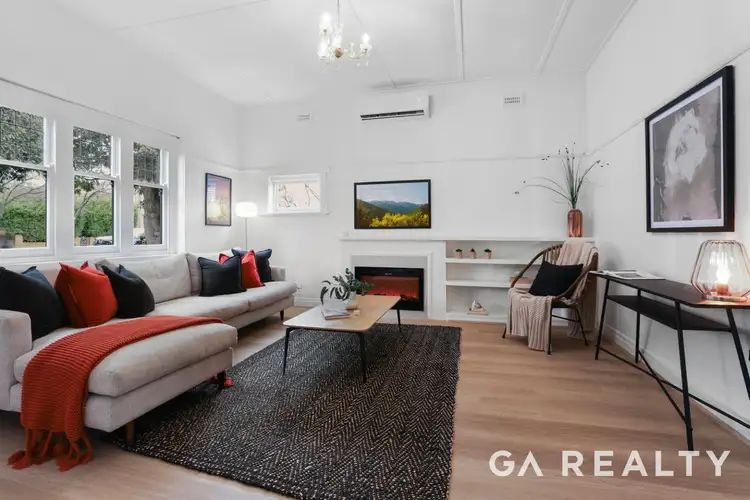 Second view of Homely unit listing, 1/353 Upper Heidelburg Road, Ivanhoe VIC 3079