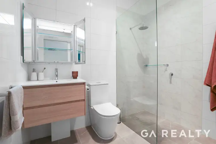Fourth view of Homely unit listing, 1/353 Upper Heidelburg Road, Ivanhoe VIC 3079