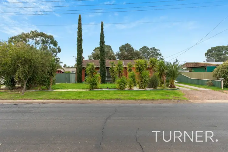 15 Bantanga Crescent, Salisbury North SA 5108
