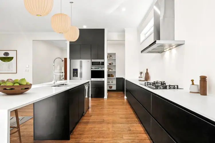 Second view of Homely house listing, 10 Yanco Close, Frenchs Forest NSW 2086