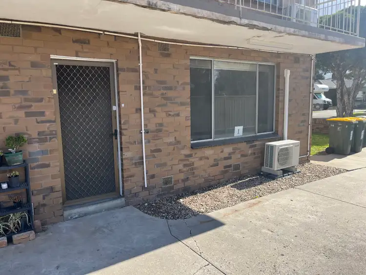 1/3 Tulloch Street, Deer Park VIC 3023