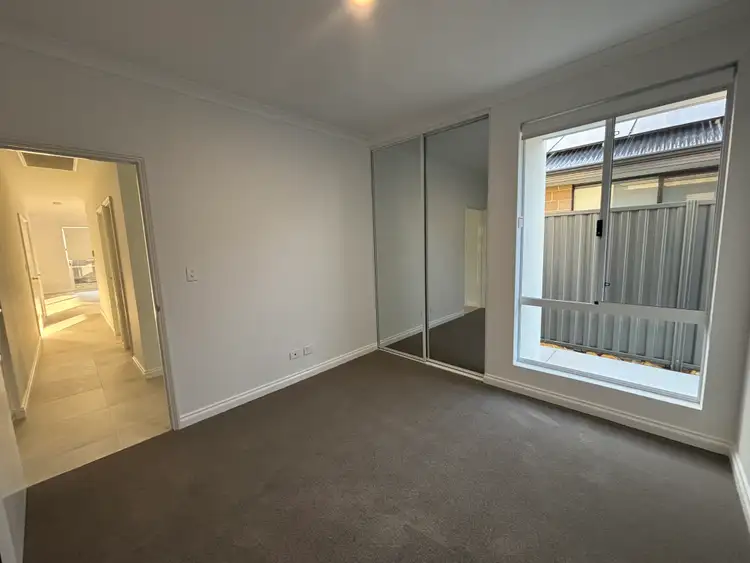 Fifth view of Homely semi-detached listing, 23B Sam Rosa Place, Dayton WA 6055