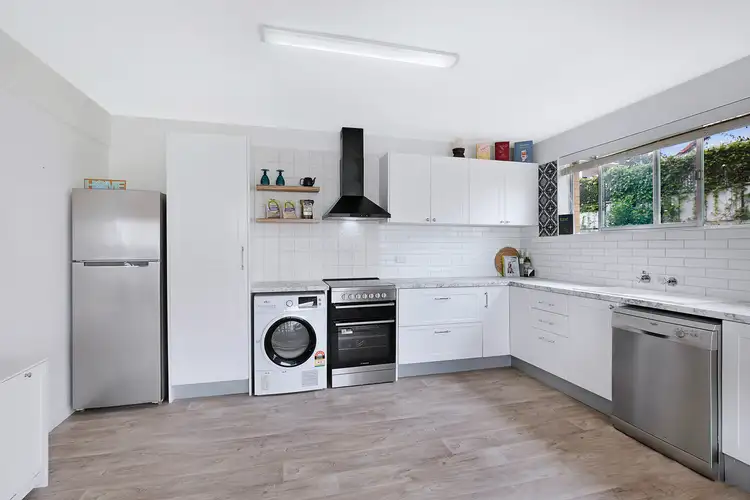 Fourth view of Homely apartment listing, 5/24 Crescent Rd, Hamilton QLD 4007