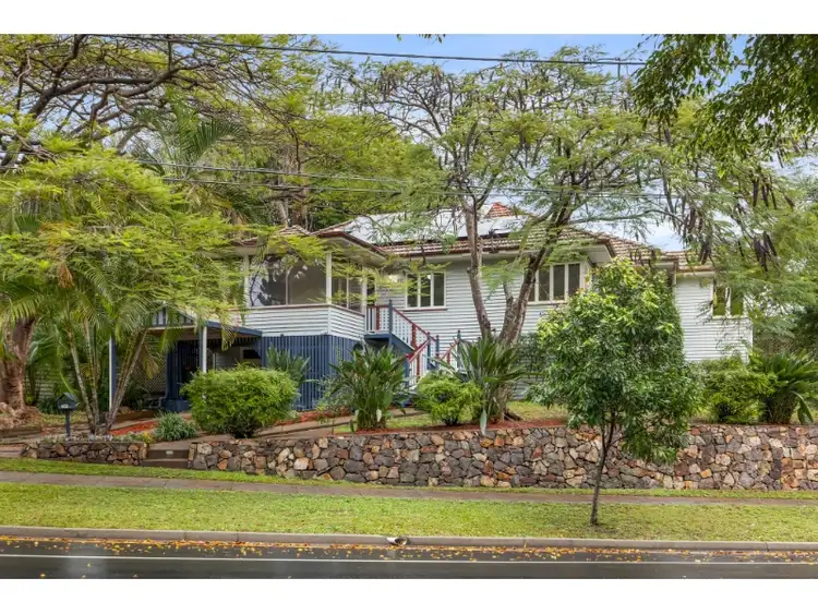 172 Fletcher Street, Bardon QLD 4065