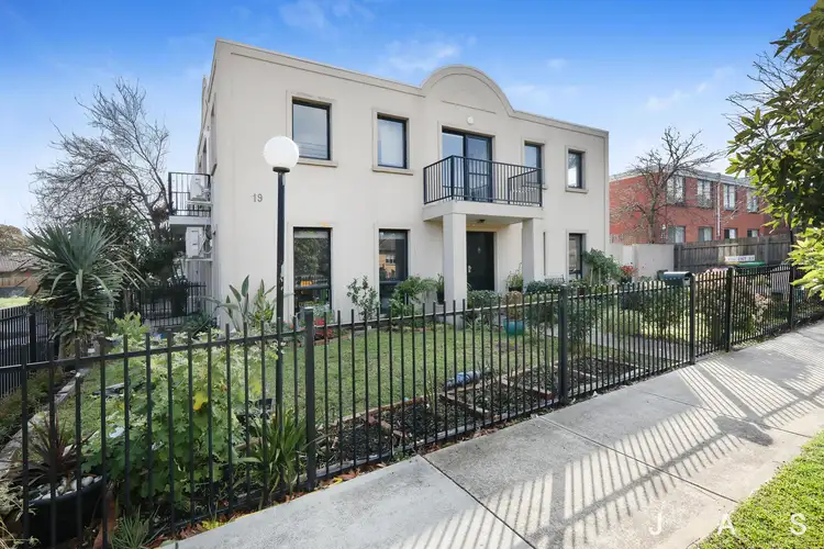 30 Titch Street, Footscray VIC 3011