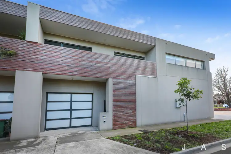 APT 23 Beachley Street