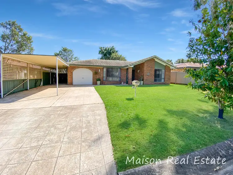 19 Loddon Street, Riverhills QLD 4074
