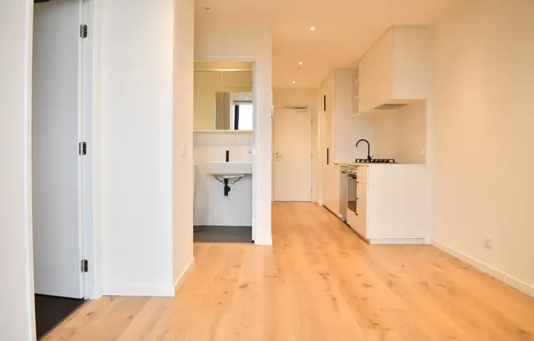 603/8 Hallenstein St, Footscray VIC 3011