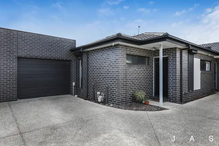 2/30 Camperdown Avenue, Sunshine North VIC 3020