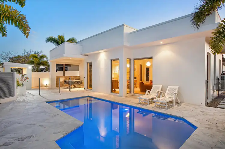 2841 Wylarah Way, Hope Island QLD 4212
