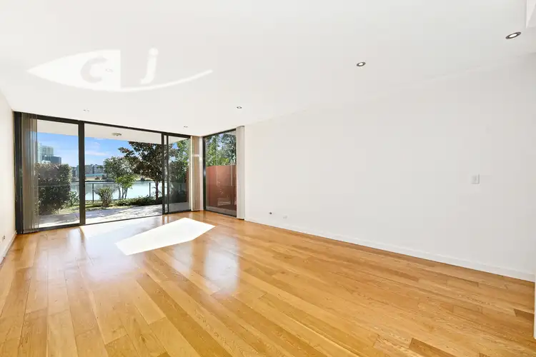 204/5 Nina Gray Ave, Rhodes NSW 2138