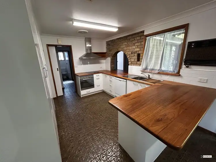 Fourth view of Homely house listing, 4 Amaroo Crescent, Wodonga VIC 3690