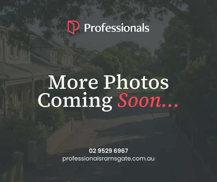 82 Mary Ann Drive, Glenfield NSW 2167