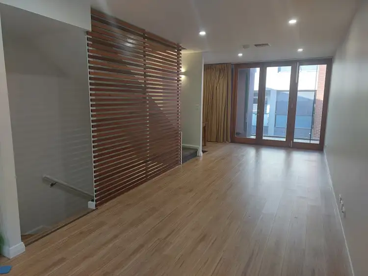 25 Symonds Place, Adelaide SA 5000