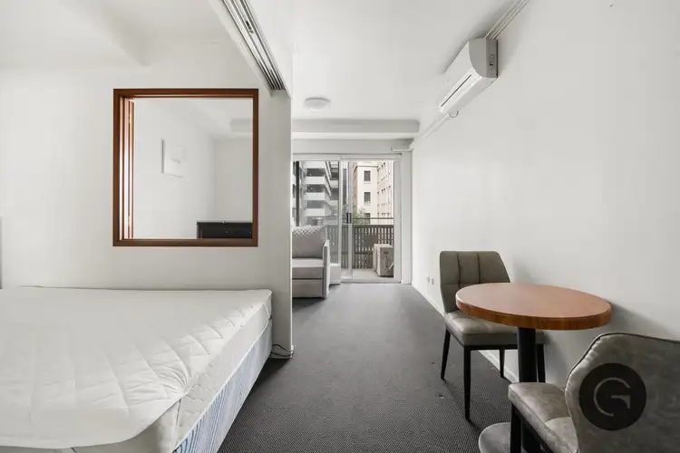 Third view of Homely apartment listing, 305/118 Franklin Street, Melbourne VIC 3000