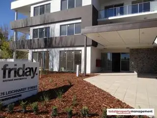 2/76 Leichhardt Street