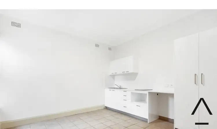9/40 Carlton Crescent