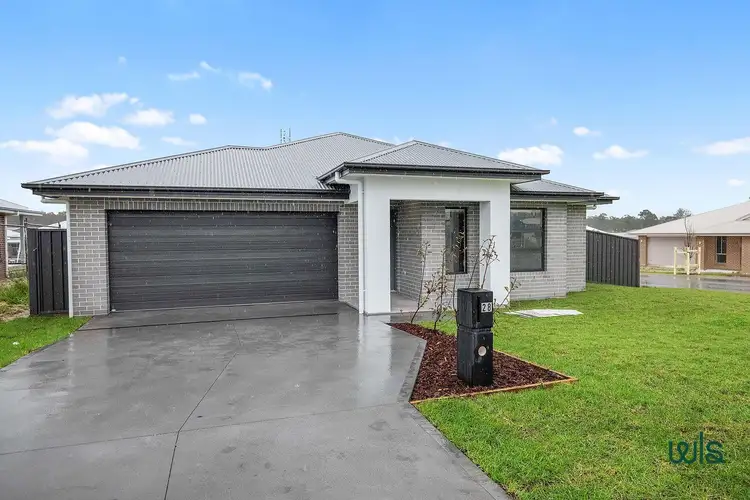 28 Camargo Circuit, Heddon Greta NSW 2321