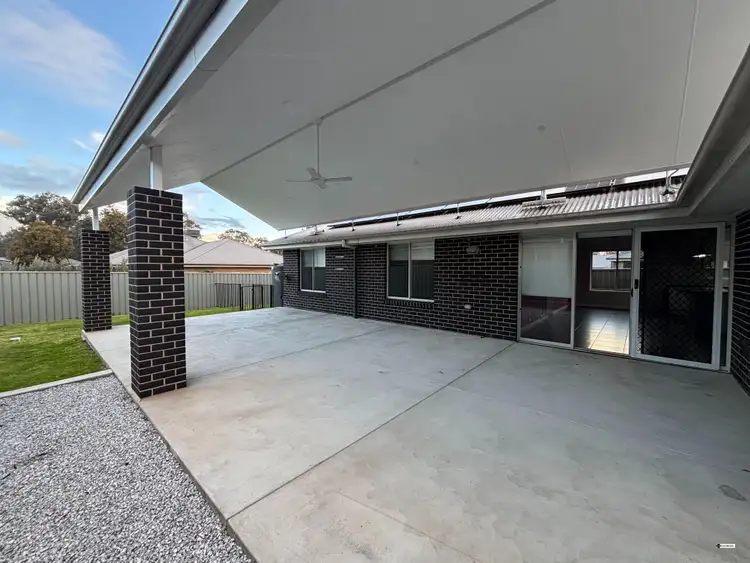 33 Thornbill Street, Thurgoona NSW 2640