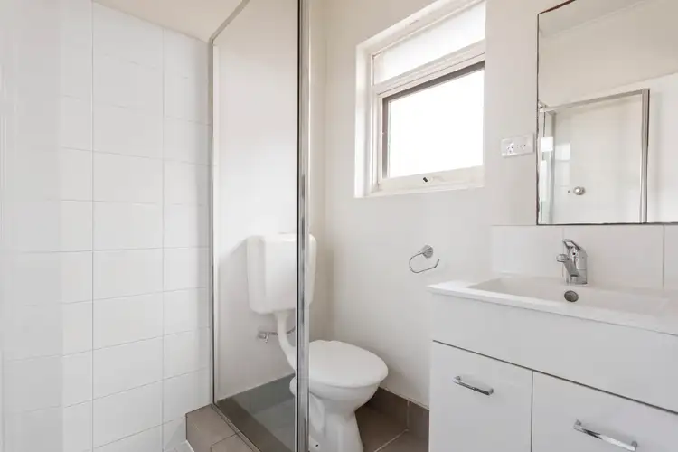 Fourth view of Homely apartment listing, 13/15 Waratah Avenue, Glen Huntly VIC 3163