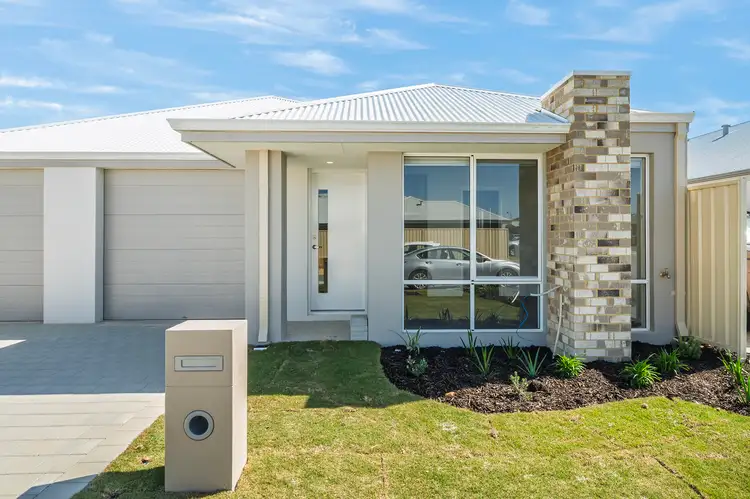 7 Somerset Way, Lakelands WA 6180