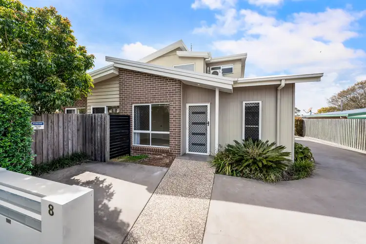 1/8 Tara Street