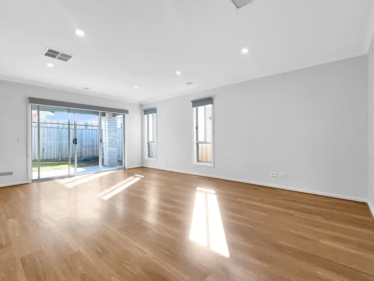 Fifth view of Homely house listing, 117 Plane Avenue, Mambourin VIC 3024