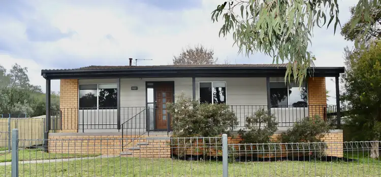 82 Jacaranda St, West Albury NSW 2640