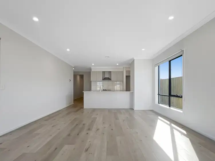 14 Nurture Steet, Mambourin VIC 3024