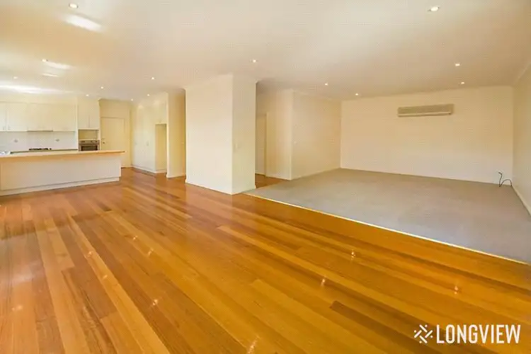 Main view of Homely unit listing, 2/69 Nepean Highway, Mentone VIC 3194