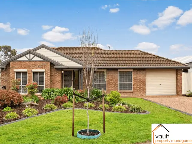 6 Mccormack Crescent, Woodcroft SA 5162