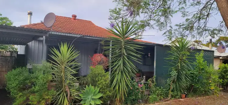 14 Downing Street, Norseman WA 6443