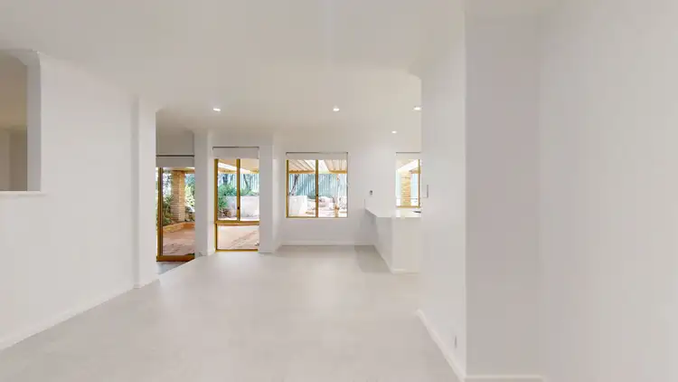 248 Trappers Drive, Woodvale WA 6026