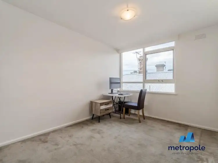 Fourth view of Homely apartment listing, 6/12 St James Road, Armadale VIC 3143