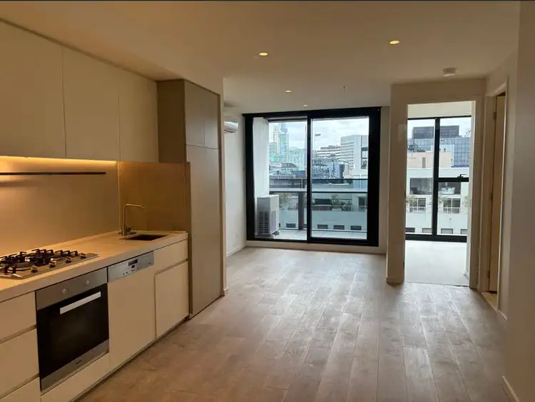 1604/450 St Kilda Road