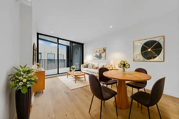 m202/645 Dandenong Road, Malvern VIC 3144