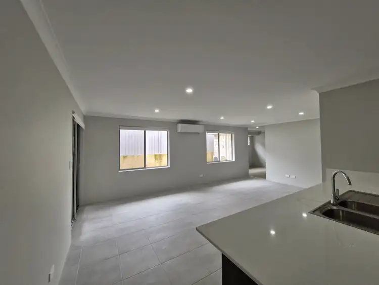 Fifth view of Homely house listing, 4 Azalea Wy, Sinagra WA 6065